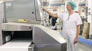 X-ray inspectiesysteem Dymond aan het einde van Anona's productielijn